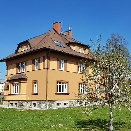 Kavarna A Penzion Reichl Králíky Exteriör bild