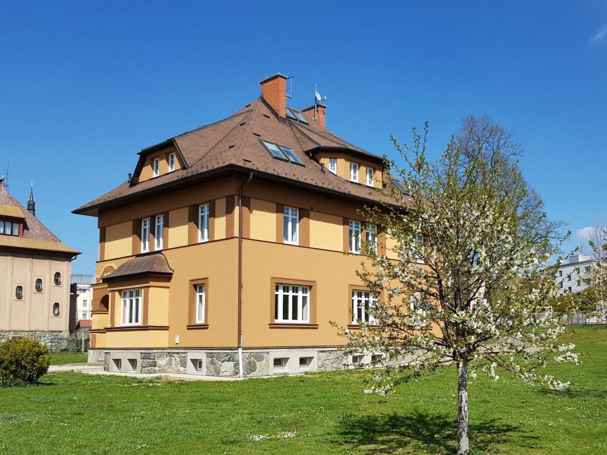 Kavarna A Penzion Reichl Králíky Exteriör bild